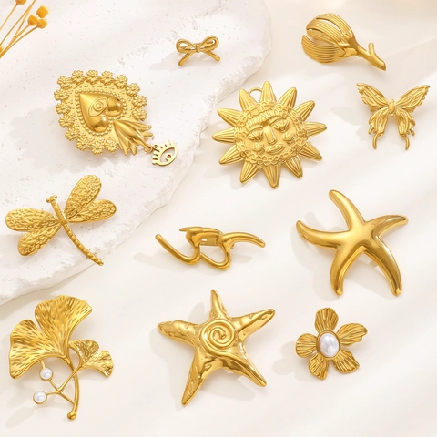 Spilla Vintage in Acciaio Inossidabile Placcato Oro per Donna Elegante Foglia di Ginkgo Stella Marina Farfalla Sole Fiore Cuore Pin Risvolto Gioielli Moda