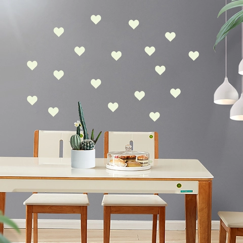 Adesivi Murali Creativi a Forma di Cuore Fluorescenti al Buio Luce Blu Per Cameretta Camera da Letto Decorazione Casa