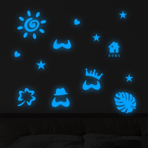 Luminosi Adesivi Murali Fluorescenti al Buio PET Stelle Cuori Casa Decalcomanie per Cameretta Bambini Camera da Letto