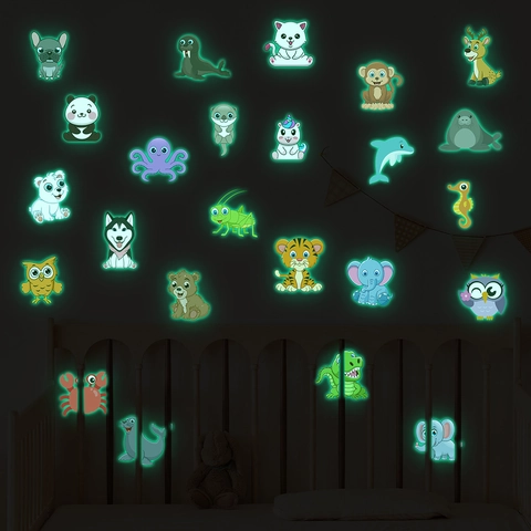 Adesivi Murali Animali Cartoni Animati Fluorescenti per Camera Bambini PVC Fai Da Te Autoadesivi Decorazioni Parete Foresta