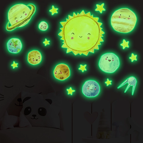Adesivi Murali Luminosi Pianeti del Sistema Solare Fluorescenti Cartone Animato Stelle Decalcomanie per Camera Bambini Parete