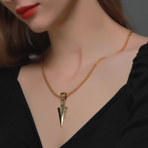 Men Vintage Arrowhead Pendant Necklace Alloy Geometric Spearhead Wheat Chain Punk Jewelry Gold Silver Black Accessory