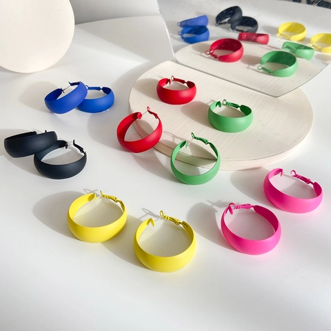 Vintage Oversized Matte C-Shaped Hoop Earrings For Women European American Fashion Colorful Geometric Alloy Stud Earrings Jewelry