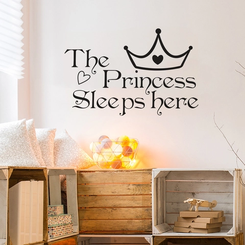 The Princess Sleeps Here Quote Wall Sticker PVC Crown Heart Pattern Removable Decal For Kids Girls Bedroom Nursery Decor
