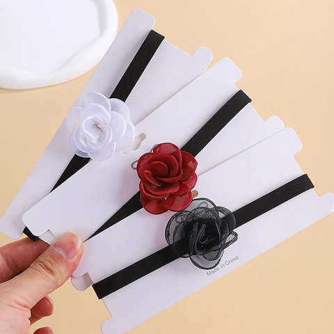 French Retro Rose Flower Choker Necklace For Women Elegant Satin Fabric Oversized Floral Statement Neck Chain Party Evening Jewelry