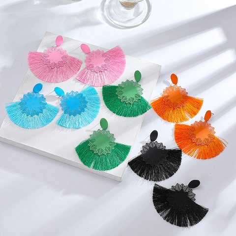 Bohemian Retro Floral Tassel Earrings Alloy Hollow Flower Fan Shape Dangle Earrings For Women Vacation Beach Jewelry