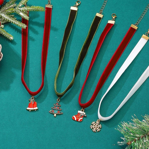 Christmas Velvet Choker Necklace For Women Alloy Snowflake Reindeer Christmas Tree Pendant Festive Party Jewelry Gift