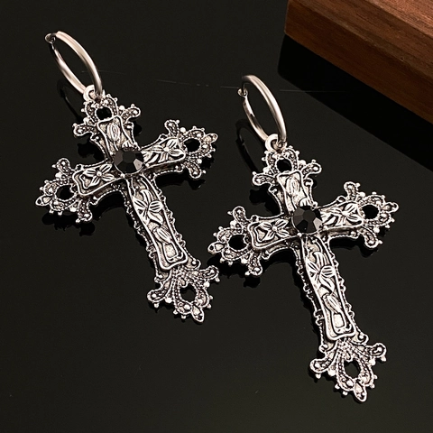 Vintage Gothic Alloy Cross Drop Earrings Antique Silver Baroque Relief Statement Earrings With Red Black Rhinestone For Women