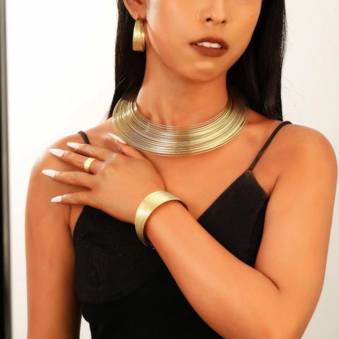 Afrikanischer Punk Mehrlagige Drahtspule Schmuck Für Damen Gold Silber Legierung Choker Halskette Armband Ohrringe Ring