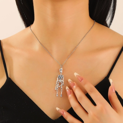 Vintage Punk Skull Skeleton Pendant Necklace For Men Women Gothic Bat Reaper Spider Web Halloween Jewelry Alloy Sweater Chain