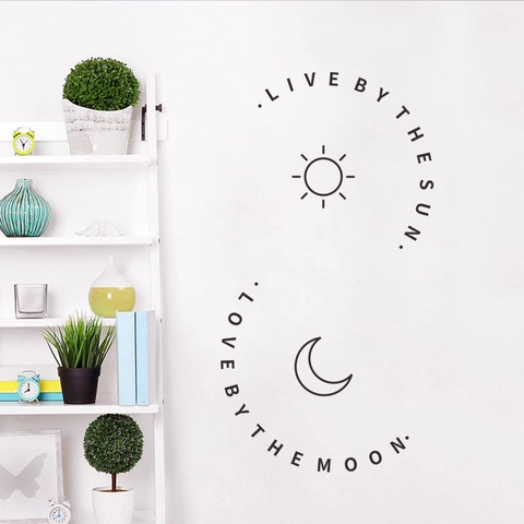 Adesivo da Parete Minimalista Sole e Luna PVC Live By The Sun Love By The Moon Motivo Celeste Decalcomania per Camera