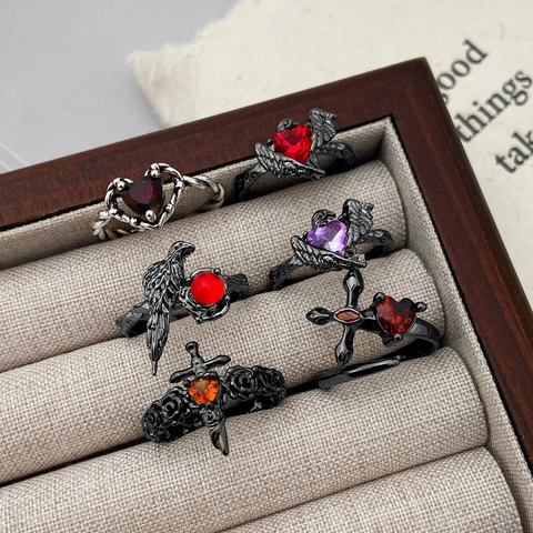 Gothic Punk Crow Heart Cross Wing Rose Open Rings For Men Women Dark Vintage Style Zinc Alloy Rhinestone Adjustable Finger Rings Jewelry