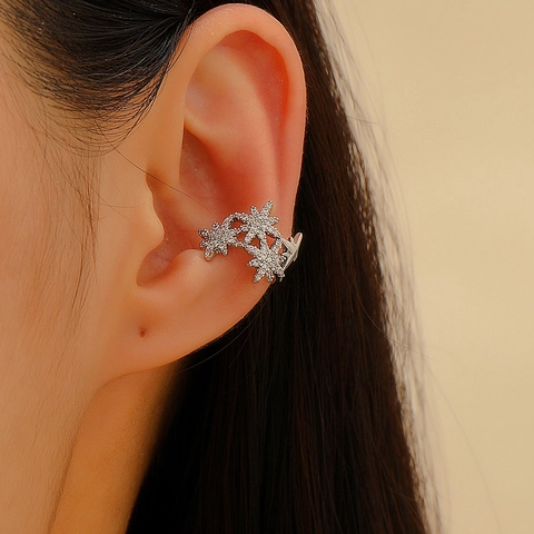 Luxury Copper Micro Pave Rhinestone Star Heart Snowflake Ear Cuffs Non Piercing Clip On Earrings For Women Fashion Jewelry