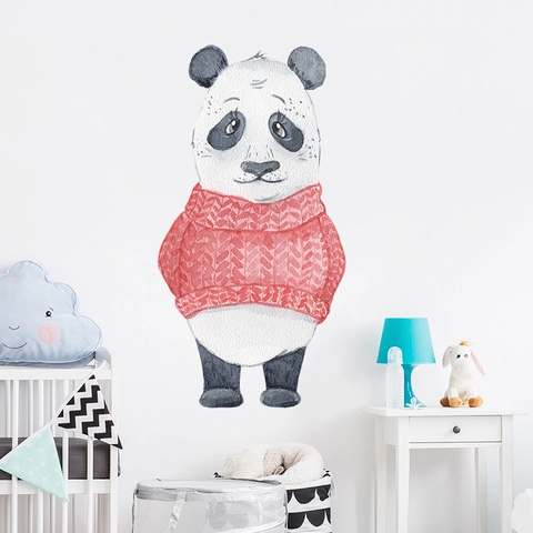 Adesivo da Parete in PVC con Panda ad Acquerello che Indossa un Maglione Rosso Murale Artistico con Animali per Bambini Arredamento