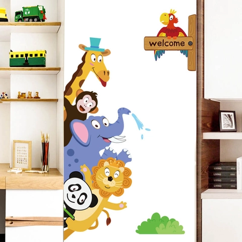 Cartoon Dieren Muursticker Voor Kinderkamer Kleuterschool Decor Verwijderbare PVC Muurschildering Met Giraf Aap Panda Welcome Bord