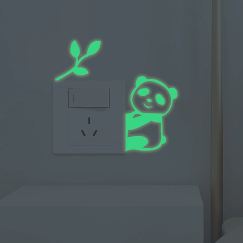 Adesivo da Parete Luminoso Panda Foglia di Bambù Cartone Animato Glow In The Dark Adesivo per Interruttore PVC per Casa