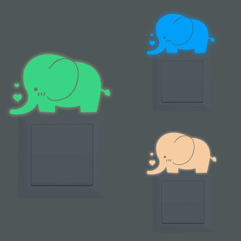 Luminoso Elefante Adesivo per Interruttore Glow In The Dark PVC Decalcomania da Muro Cartone Animato Cuore Home Decor Bambini