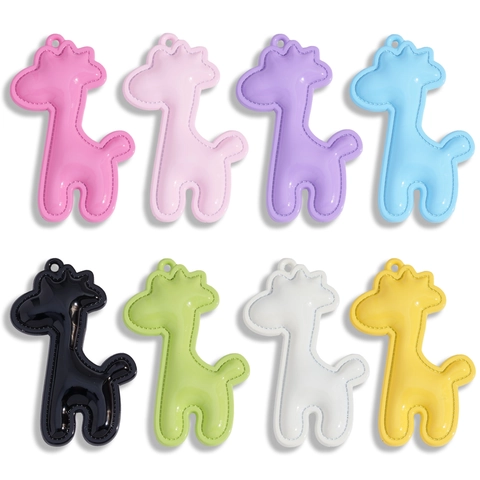 Cartoon Giraffe Alloy Pendant With Painted Faux Leather Look Finish DIY Charm For Jewelry Bag Keychain Decoration Women