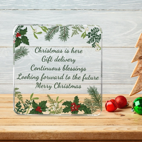 Moderno Ornamento da Scrivania Natalizio Quadrato in PVC Trasparente Motivo Merry Christmas Agrifoglio Bacche Pino Decorazione