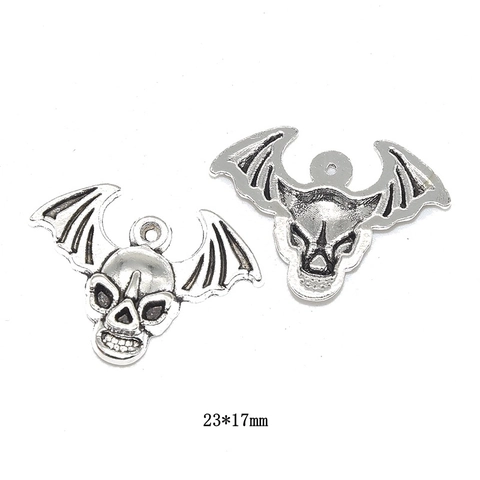 Vintage Alloy Bat Wing Skull Pendant Antique Silver Gothic DIY Necklace Earring Jewelry Accessory Metal Skull Charm