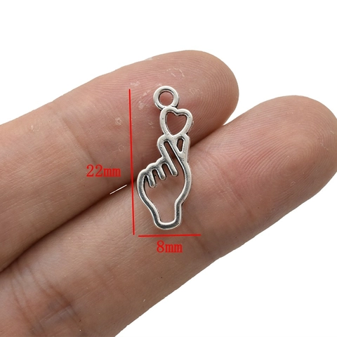Vintage Alloy Finger Heart Gesture Charms Hollow Heart Hand Gesture Pendant For DIY Jewelry Making Necklace Bracelet Accessories
