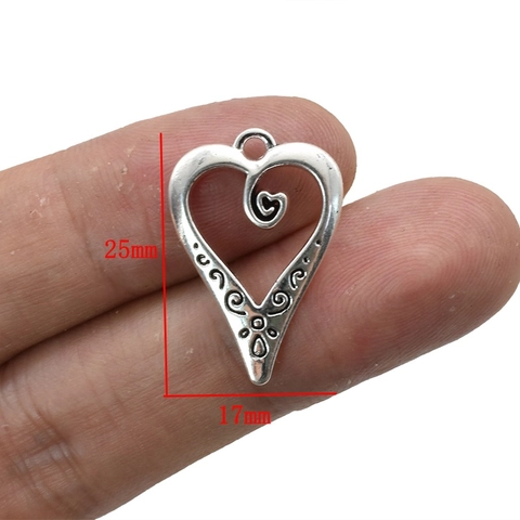 Antique Silver Hollow Heart Pendant For DIY Jewelry Making Vintage Alloy Metal Carved Swirl Pattern Charm For Necklace