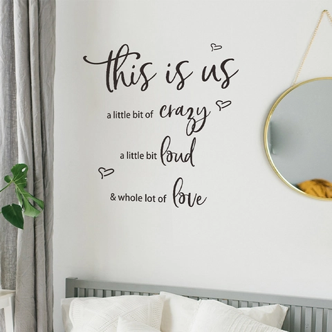 This Is Us Pegatina de Pared Cita Familiar PVC Decorativa Eslogan Inglés Corazón Calcomanía para Dormitorio Sala de Estar Hogar