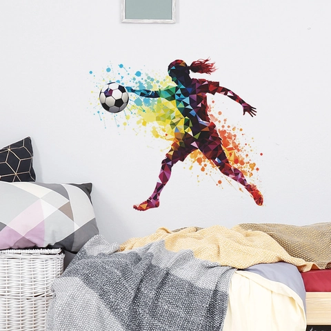 Adesivo da Parete Calciatrice Geometrica Decalcomania PVC Colorata Atleta Sportivo Murale Artistico per Camera da Letto Cameretta Bambini