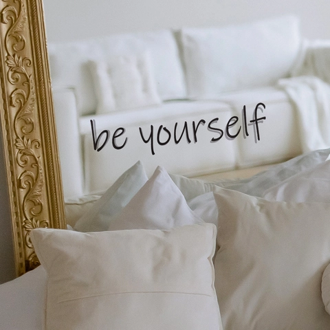 Be Yourself Scritta Inglese Adesivo per Specchio PVC Impermeabile Rimovibile Decalcomania da Muro per Bagno Soggiorno Casa