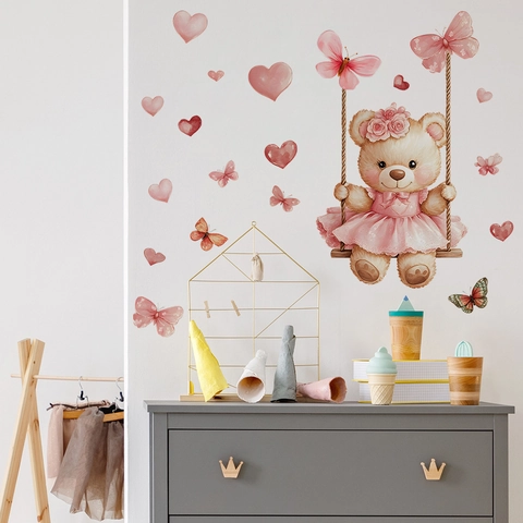 Aquarell Orso Cartone Animato su Altalena Farfalle Cuori Rosa Adesivi Murali PVC Decalcomanie Rimovibili Decorazione Casa