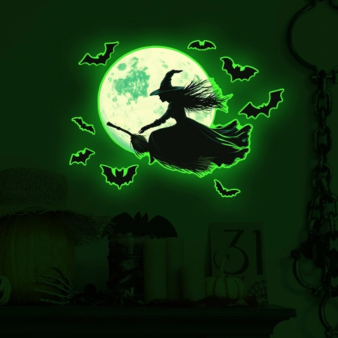 Adesivo da Parete Luminoso di Halloween Strega Che Vola Sulla Scopa e Modelli di Luna Bagliore Nel Buio PVC Decalcomania Per Casa
