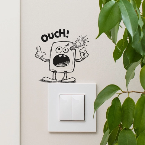 Divertente Adesivo per Interruttore Luce Emoji OUCH Cartone Animato Adesivo Murale Impermeabile in PVC per Camera da Letto
