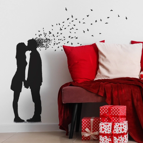 Romantic Kissing Couple Silhouette Wall Stickers Birds Flying Removable PVC Art Mural For Bedroom Valentine Day Decor