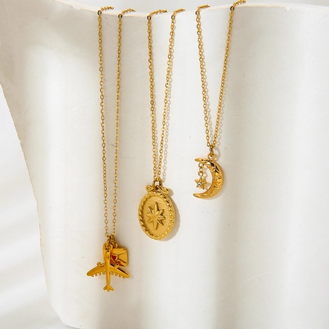 Stainless Steel 18K Gold Plated Pendant Necklace For Women Star Moon Airplane Heart Envelope Fashion Jewelry Accessories