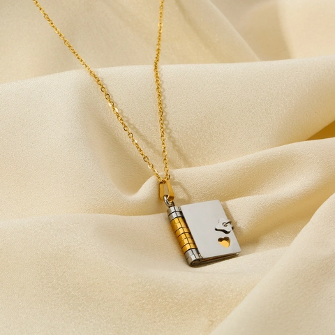 Vintage Stainless Steel Book Locket Necklace For Women Heart Cutout Gold Silver Bi-Color Openable Pendant Chain Jewelry