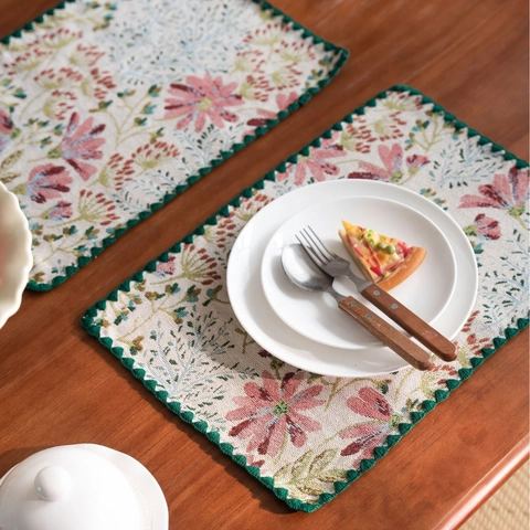 Set de Table Fleuri Jacquard Vintage en Mélange de Coton Résistant à la Chaleur Avec Bordure Festonnée Style Palais Européen