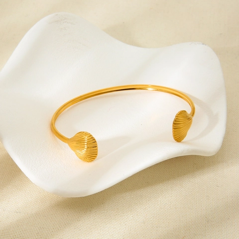Bracelet Jonc Ouvert en Acier Inoxydable Plaqué Or 18K Réglable Coquille Saint-Jacques Bijoux Océan pour Femme Étanche