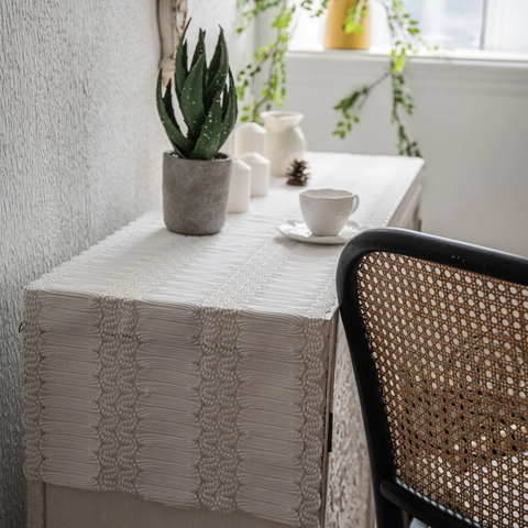 Vintage White Lace Pleated Table Runner Polyester Hollow Out Floral Decorative Table Runner For Wedding Party Home Dining Table Decor