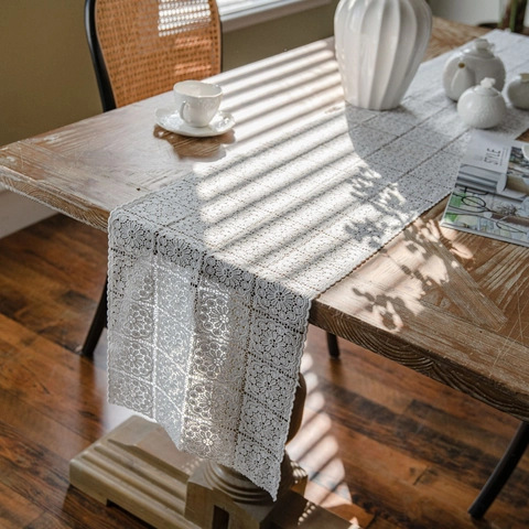 Chemin de Table en Dentelle Blanche Vintage Français Ajouré Floral Crochet Polyester Décoration pour Mariage Salle à Manger