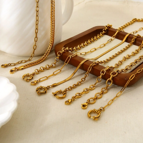 Collier Chaîne en Acier Inoxydable Plaqué Or 18K pour Femmes Minimaliste Serpent Trombone Figaro Blé Bijoux de Base DIY Cadeau