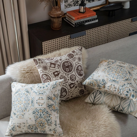 Vintage Christmas Decorative Throw Pillow Case Cotton Linen Mandala Leaves Wine Bottle Pattern Square Cushion Cover For Sofa Home Decor