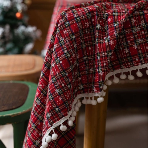 Kerst Tafelkleed Geruit Met Sneeuwvlok Patroon Pom-pom Afwerking Amerikaans Retro Polyester Katoen Garengeverfde Tafelkleed Voor Kerstmis Decoratie