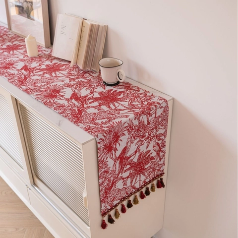 Vintage Jacquard Red Table Runner With Tassels Tropical Palm Leaf Leopard Pattern Cotton Blend Table Decor For Dining Room