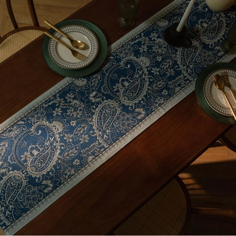 American Vintage Paisley Jacquard Table Runner With Tassels Blue Polyester Floral Runner For Dining Table TV Cabinet