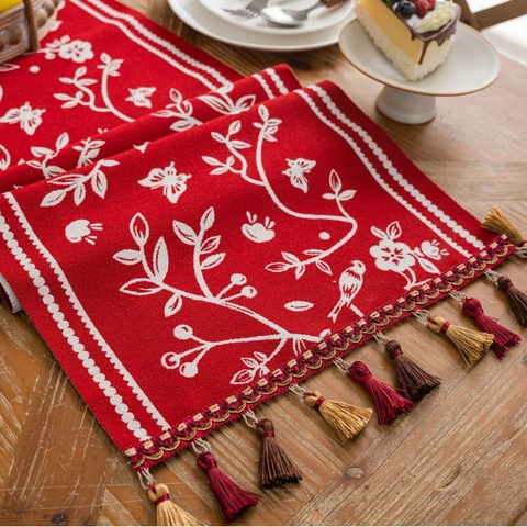 Chinese Vintage Red Jacquard Table Runner With Tassels Floral Bird Blessing Pattern Polyester Table Linen For Wedding Holiday Home Table Decoration