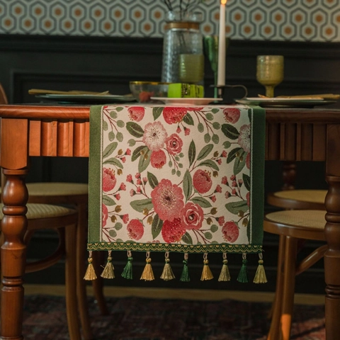 American Pastoral Retro Camellia Floral Jacquard Table Runner Polyester Cotton With Tassels For Dining Room TV Cabinet Decor