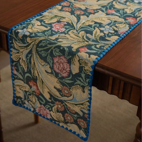 Pastoral Vintage Jacquard Table Runner With Botanical Floral Pattern Scalloped Edge Polyester Cotton Table Decoration