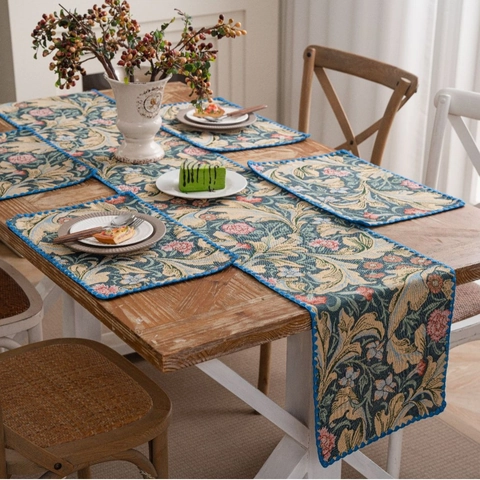 Pastoral Vintage Jacquard Table Runner With Botanical Floral Pattern Scalloped Edge Polyester Cotton Table Decoration