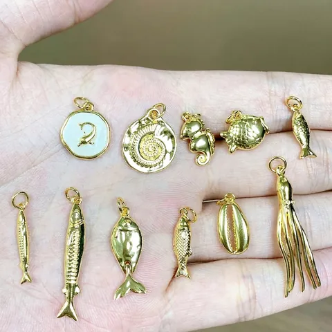 Ocean Theme Marine Life Pendant Necklace Copper Gold Plated Seahorse Fish Octopus Shell Anchor Sailboat Zirconia Jewelry Women