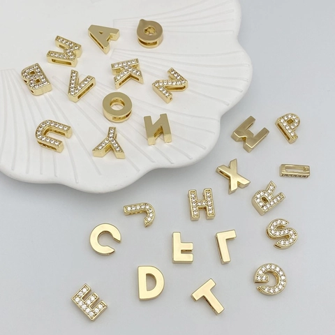 Minimalistische Vergoldete Kupfer Alphabet Anhänger Mikro Strass A-Z Buchstaben Perlen Für DIY Schmuck Armband Zubehör